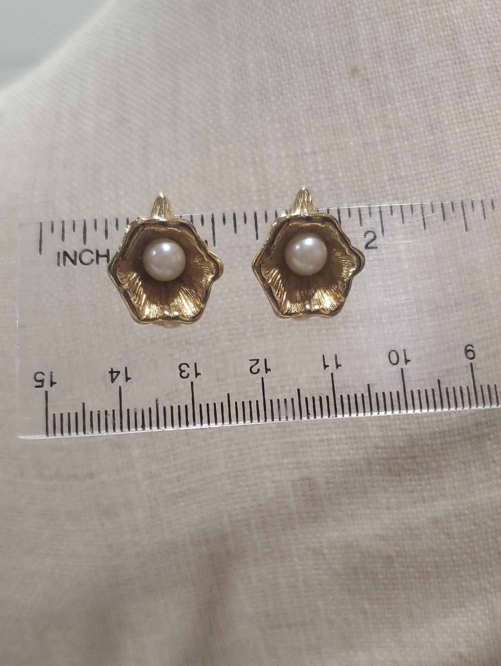 Sarah Coventry Gold Flower Vintage Earrings with Pearl Centers